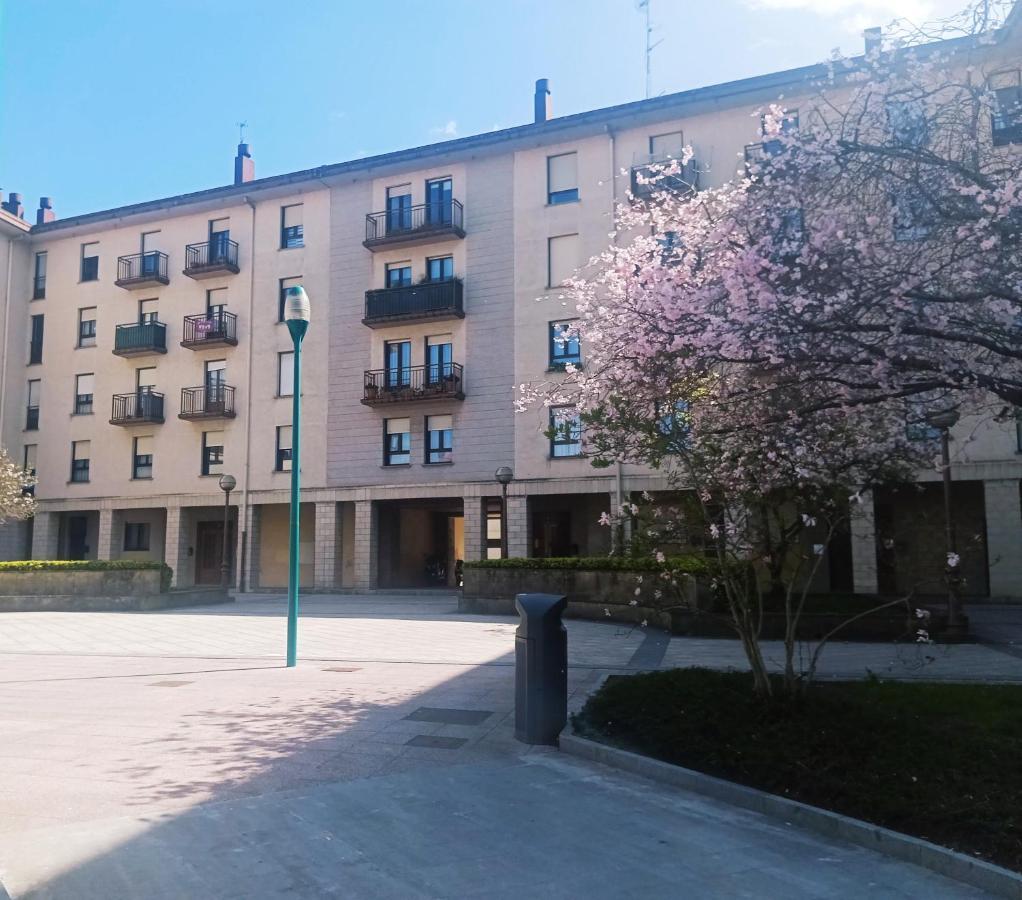 La Casa De Helen San Sebastian Apartment Lasarte Oria Exterior photo